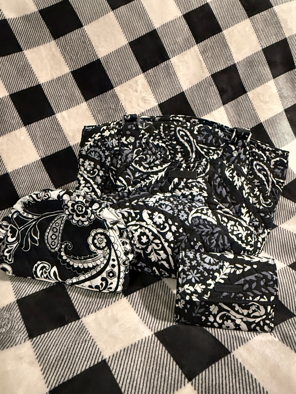 Vera Bradley Black and White Paisley Purse Cosmetic/Accessory Set and wallet
